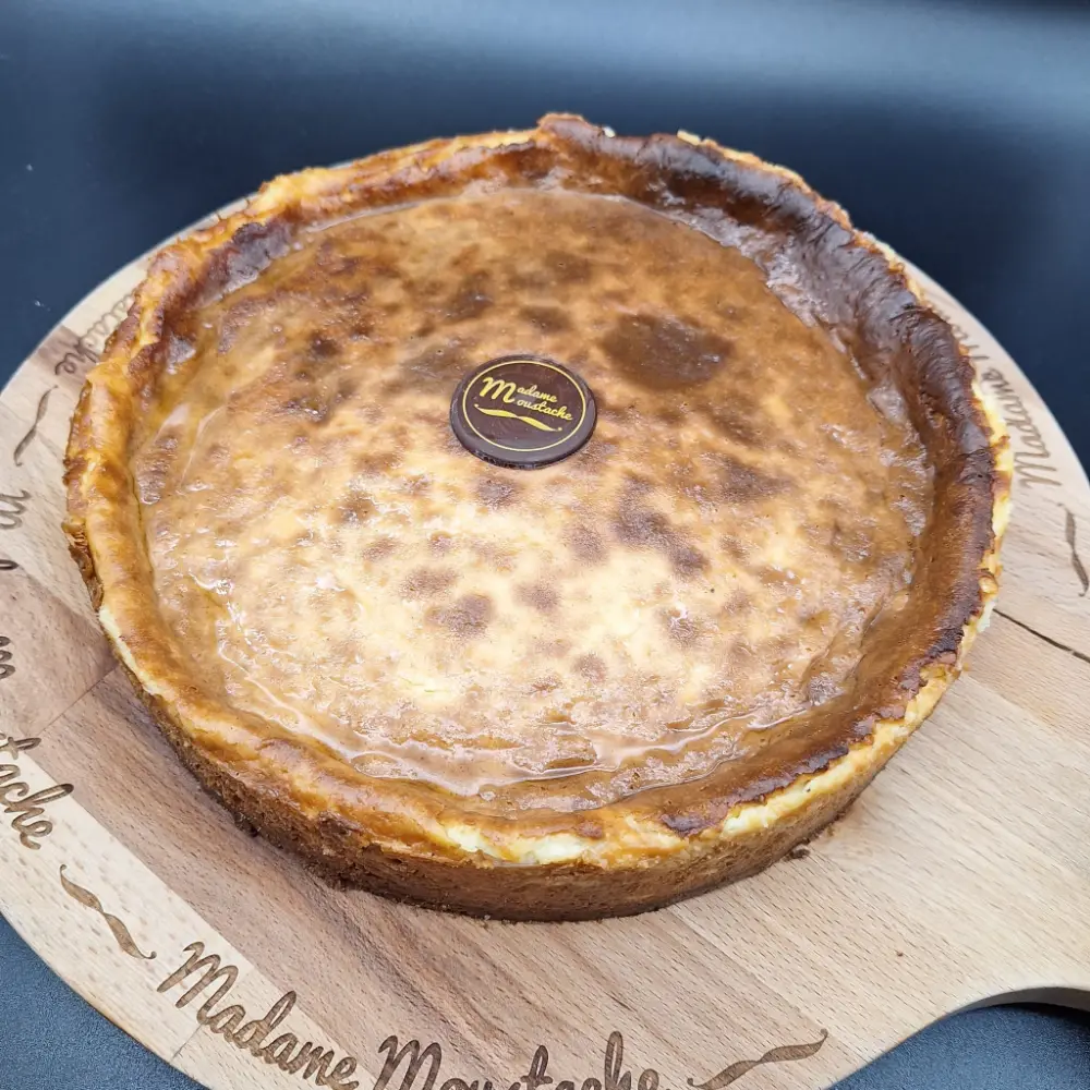 Cheesecake, gâteau entier fait maison par Madame Moustache