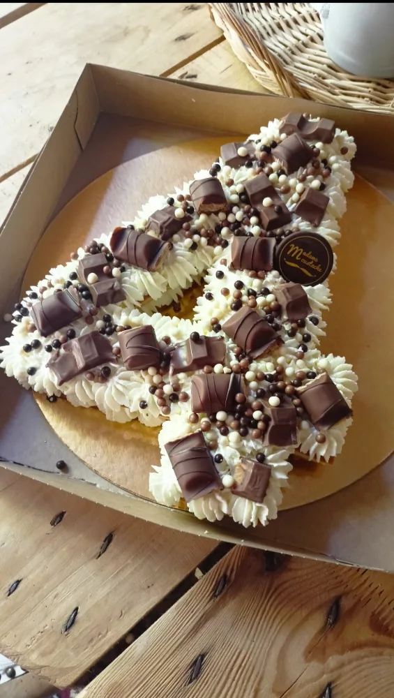 Number cake, gâteau entier fait maison par Madame Moustache